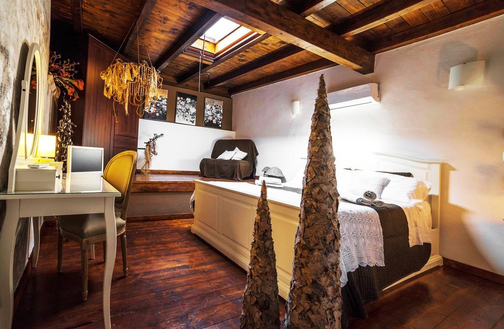 Palazzo Delle Viole Bed & Breakfast Oria  Exterior photo